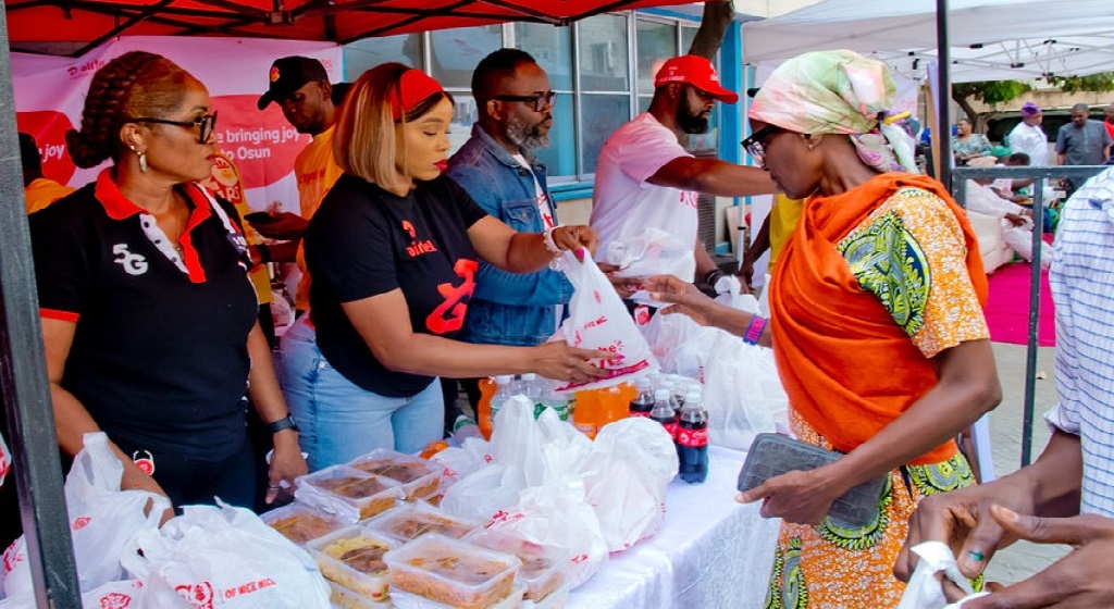 Airtel Feeds 6000 Across Nigeria In ‘5 Days of Love’