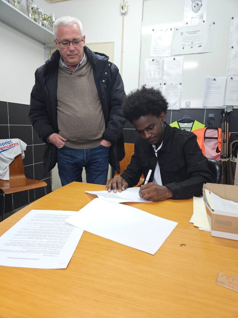 Portugal Football Club Signs On 19-Year-Old Nigerian, Yaqub Usman-Malah